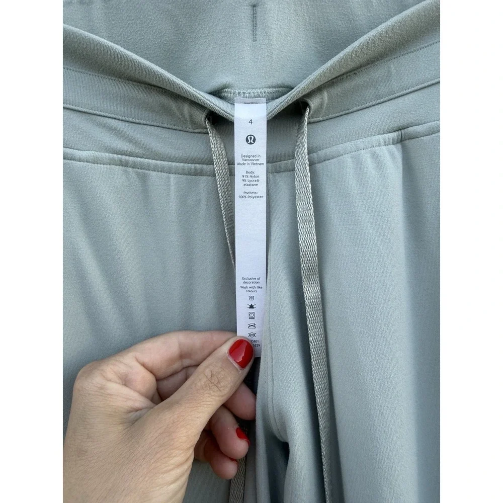 Lululemon Ready To Rulu Pant Green fern Women's‎ Size 4